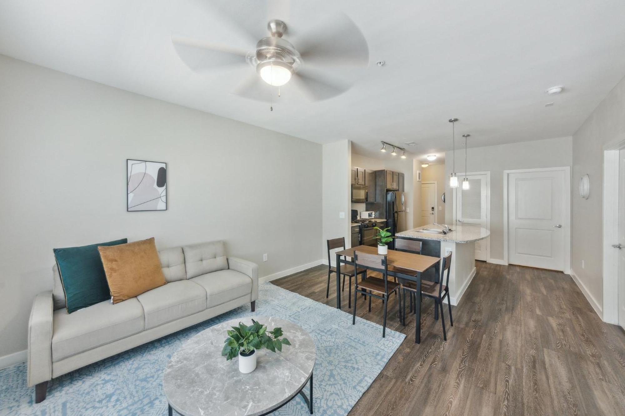 C Creek 5304i Corporate I Free Parking * Houston